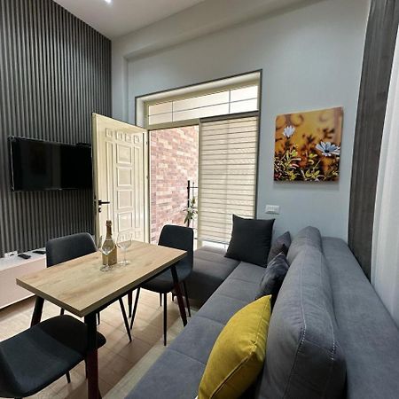 Palm Side Hotel Vlorë Extérieur photo