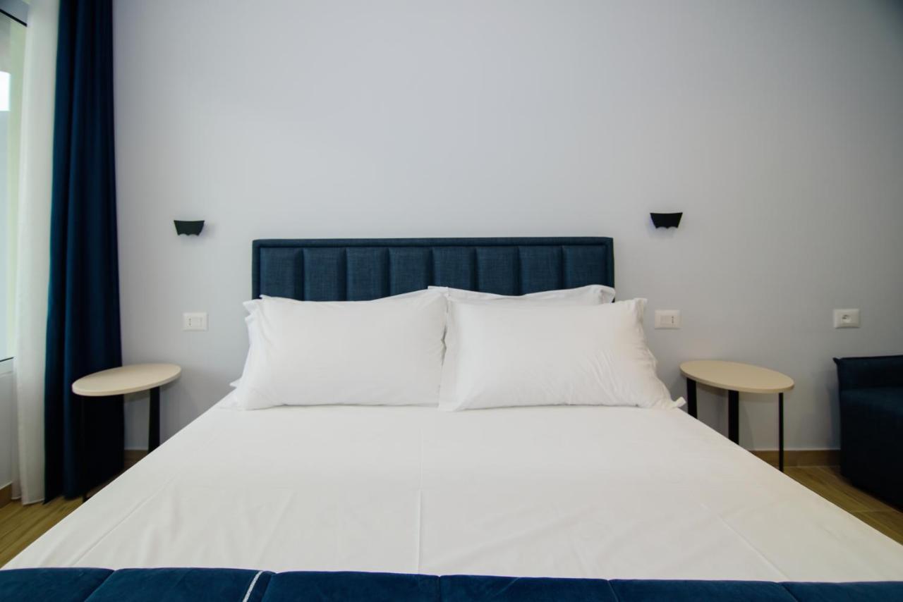Palm Side Hotel Vlorë Extérieur photo