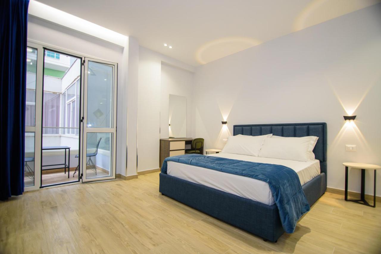 Palm Side Hotel Vlorë Extérieur photo
