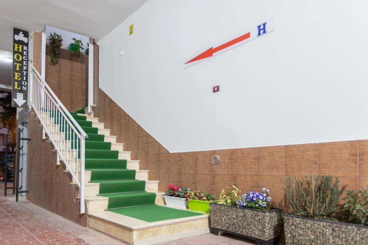 Palm Side Hotel Vlorë Extérieur photo
