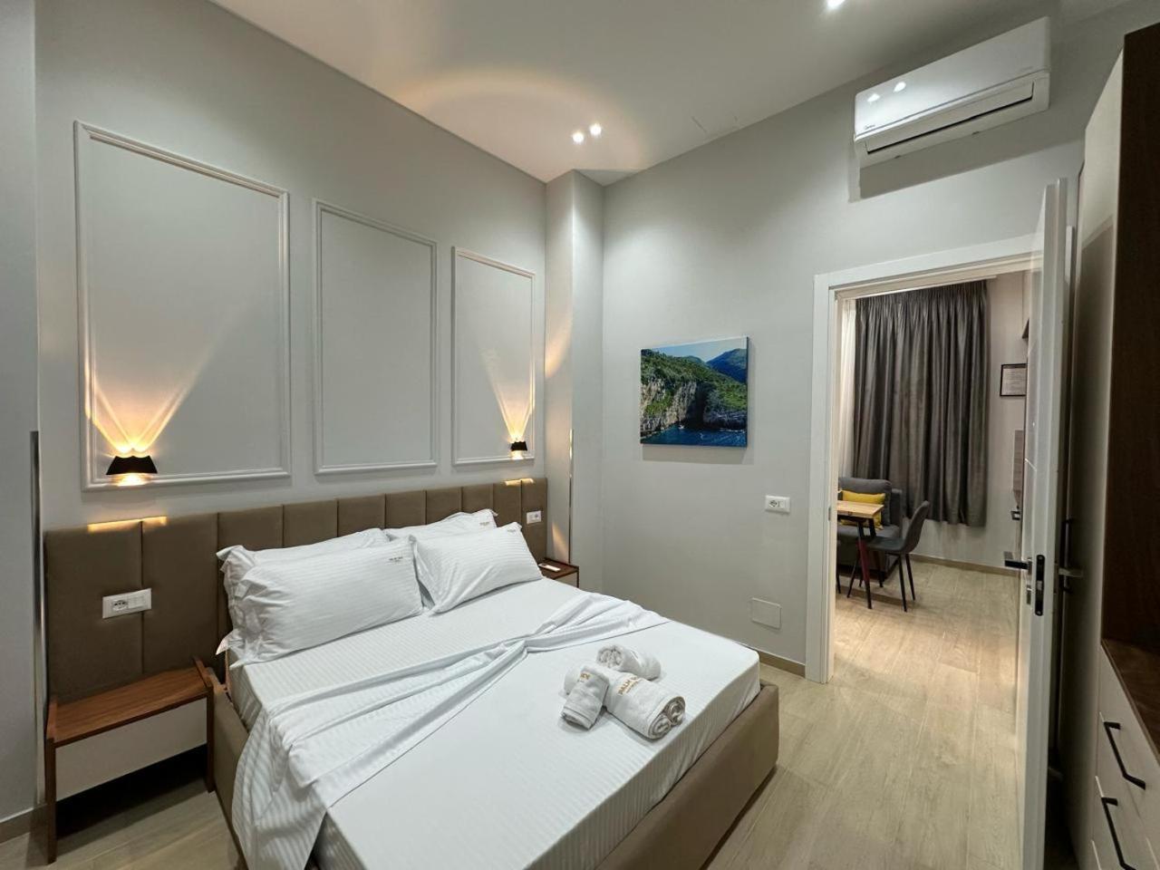 Palm Side Hotel Vlorë Extérieur photo